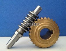 蝸輪蝸桿減速機(jī)自鎖條件_上海減速機(jī)廠家（馭典重工）