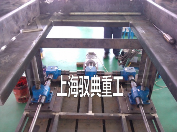 SWL絲桿升降機(jī)與HD換向器組合升降平臺(tái)圖片